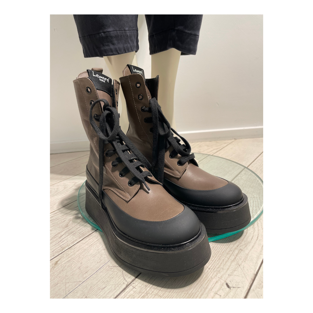 SCARPE IN PELLE